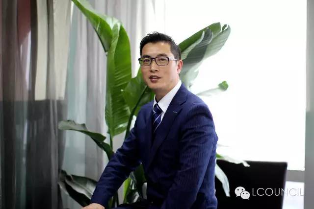 创新与专业的碰撞，挑战大脑的法务领导者——专访资生堂法务部部长唐肖虹