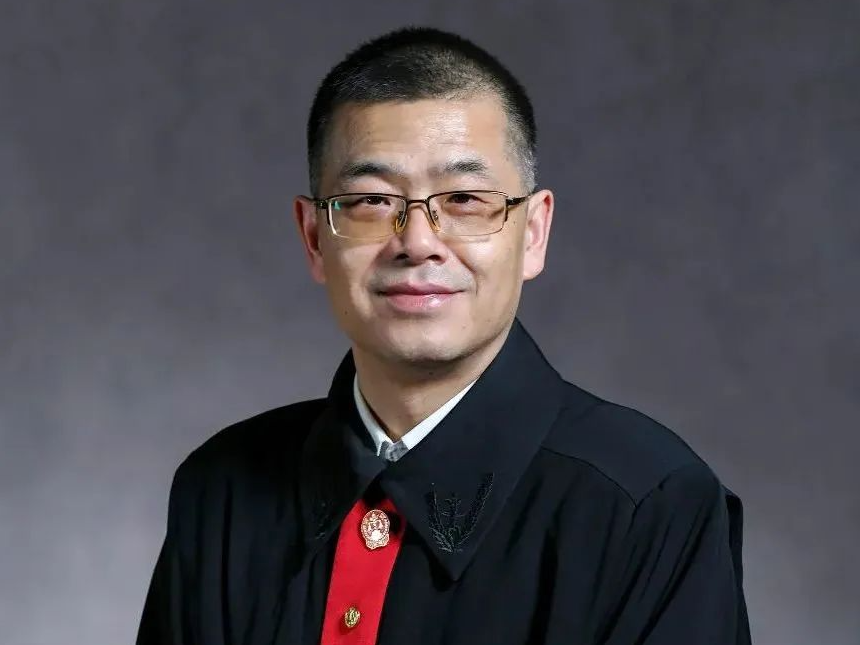 法庭辩论，法官说这样更简洁高效！